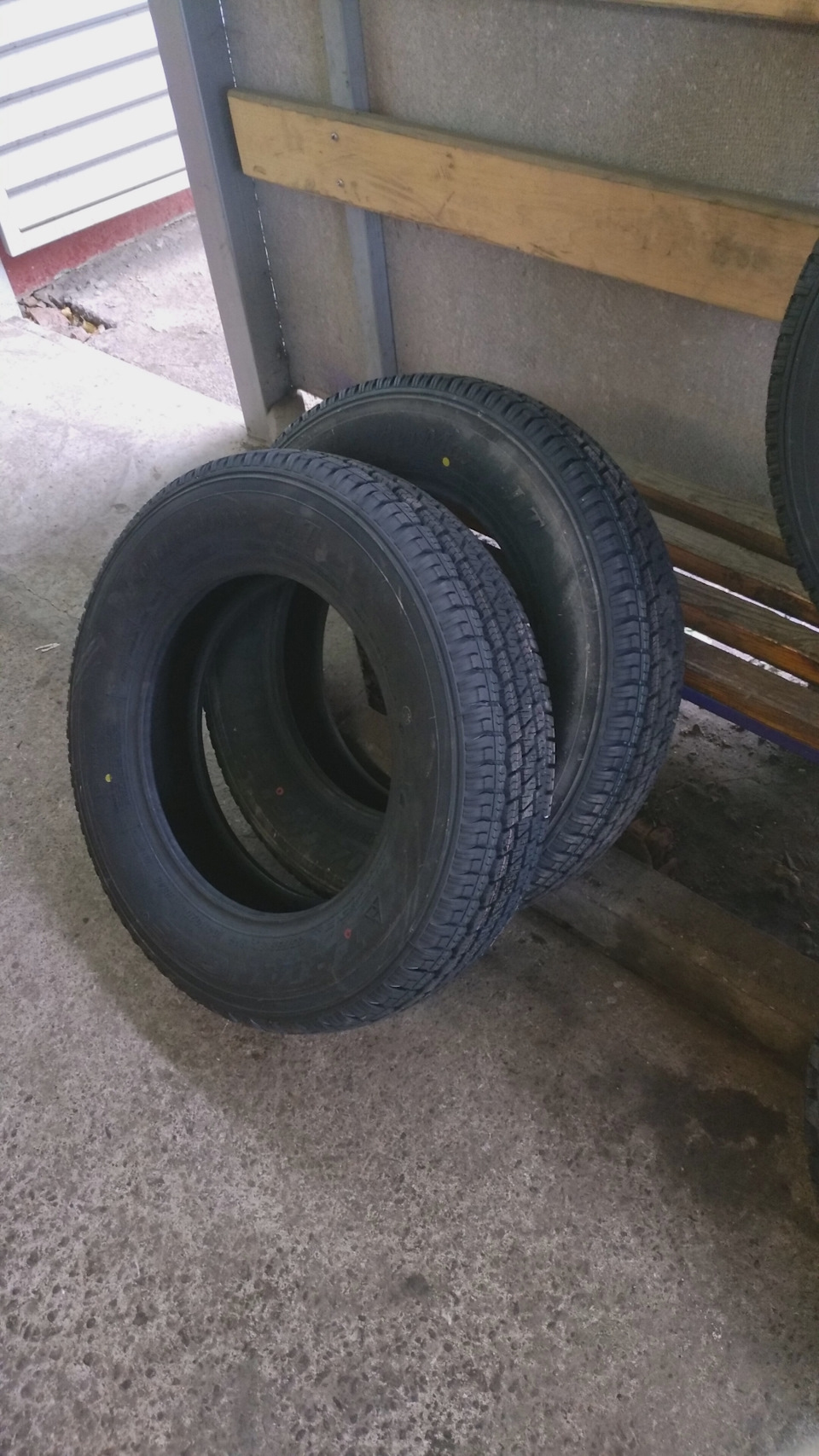 Змінив гуму на. Triangle TR646 185/75 R16C 104/102Q всесезонка 2
