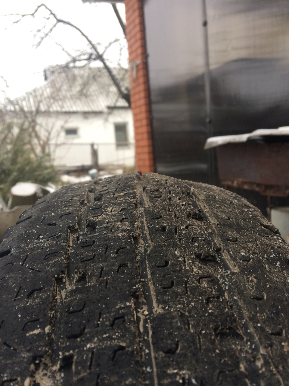 Прикупив зимову гуму на передок 1