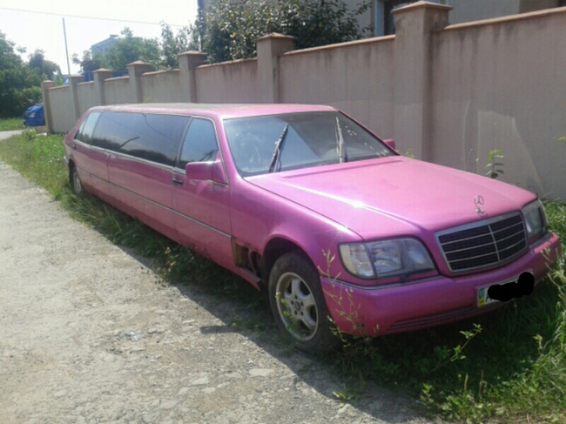 Лімузин рожевий 1