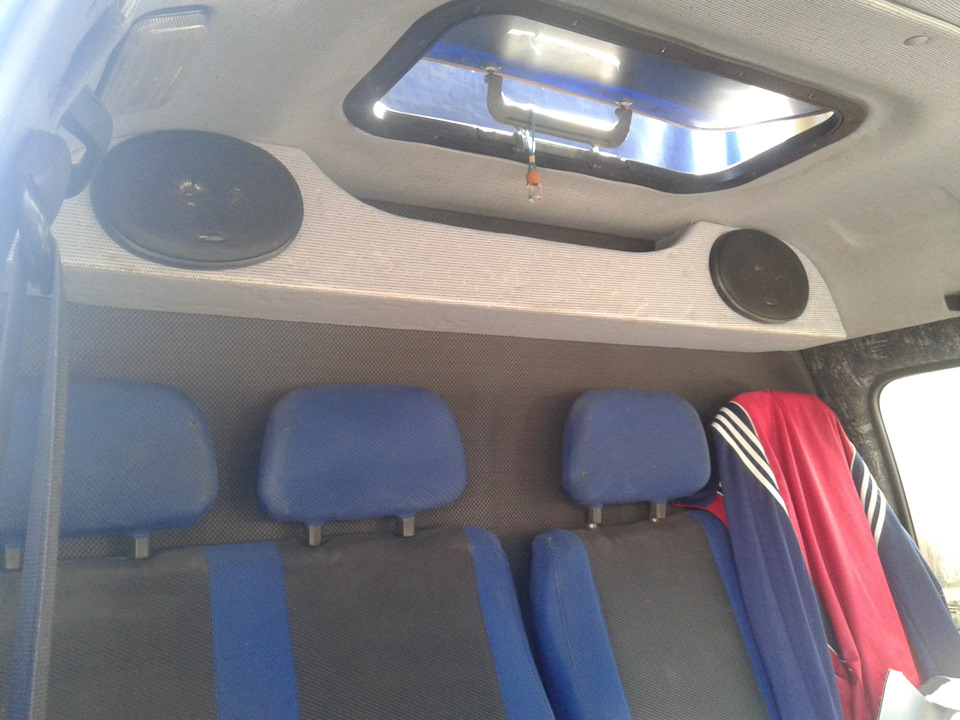 Поличка 3