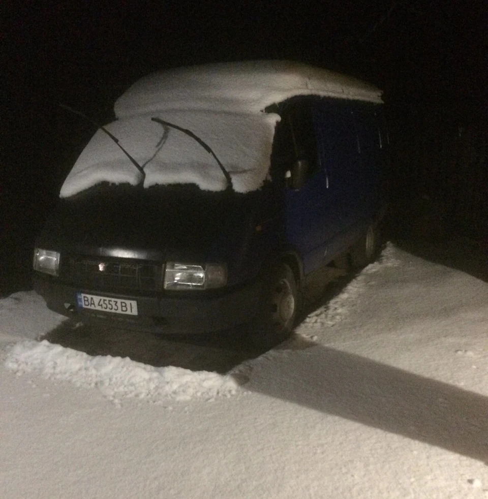 Продав автомобіль