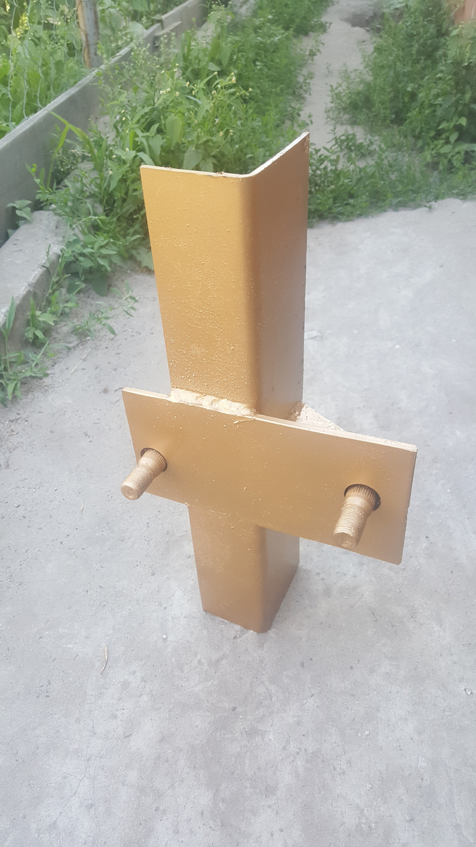 Кронштейн запаски. 3