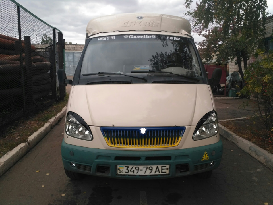 Красимо решітку радіатора 2