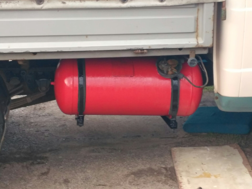 Підготовка до техогляду: Газовий балон, бризковики впорядковуємо 2