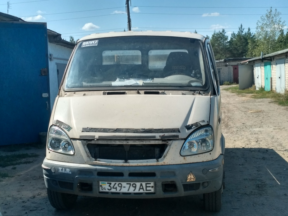 Скуповуємося і стриптиз ... виконується вперше 1