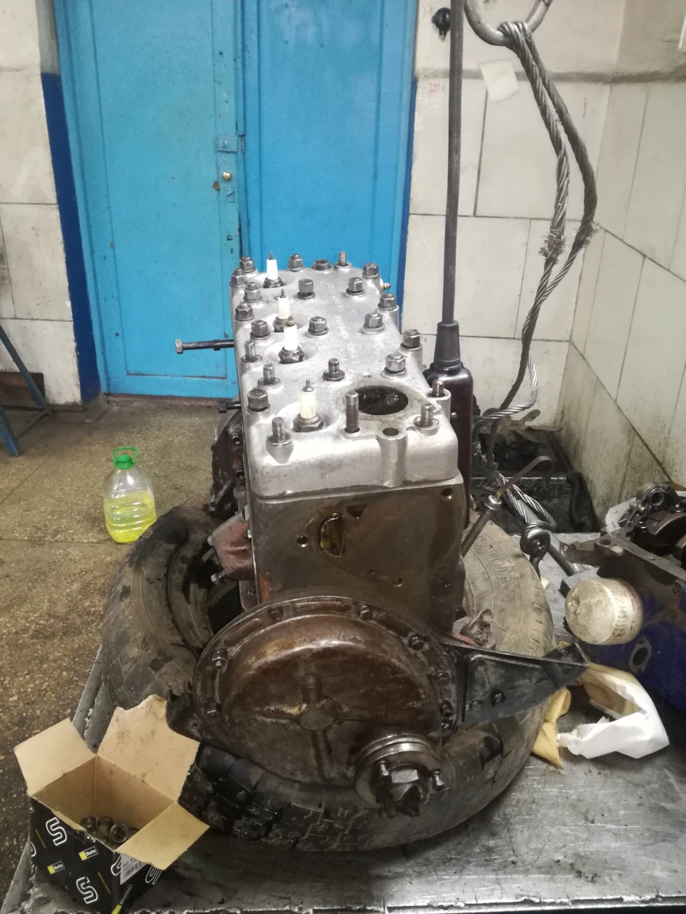 Двигун, продовження...