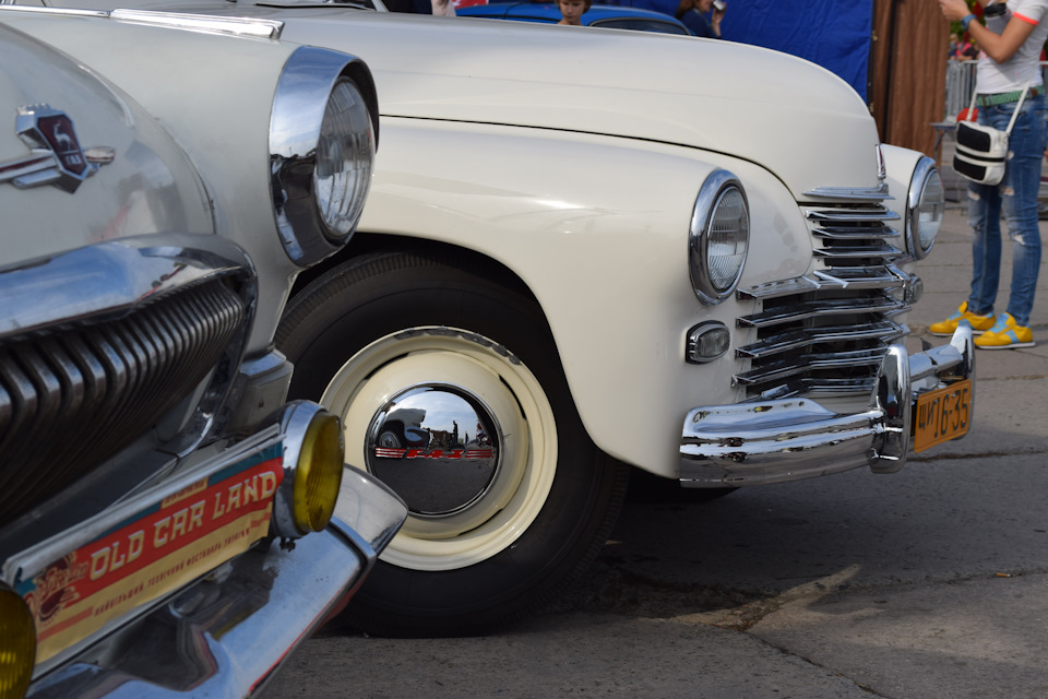 Осенній Old Car Land 2016 1