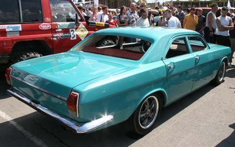 Внучка Перемоги. Шикарний CustomCarProject Gaz24 3