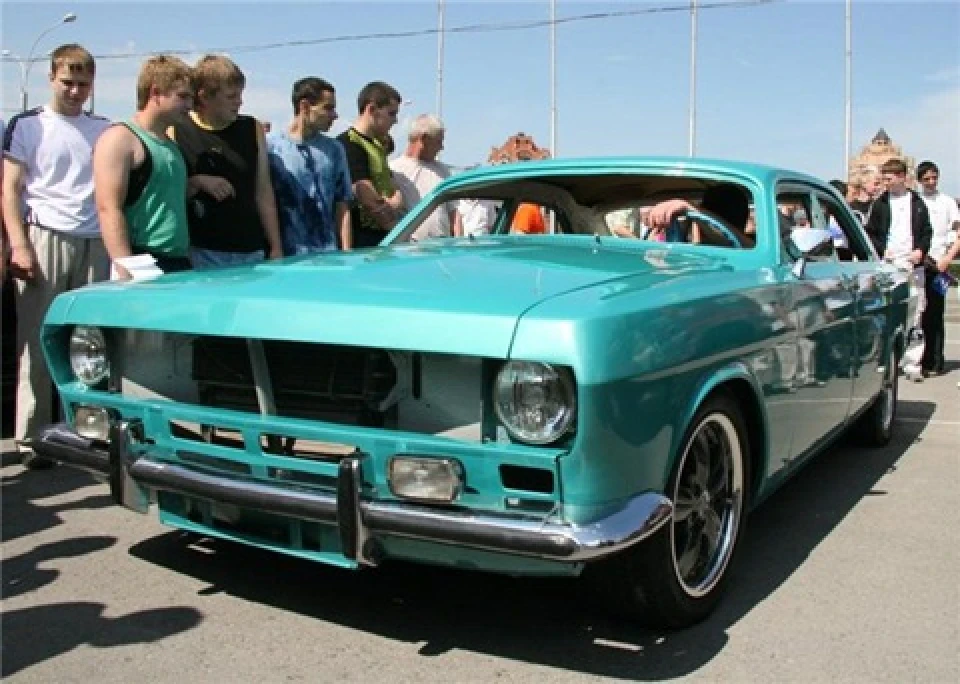 Внучка Перемоги. Шикарний CustomCarProject Gaz24