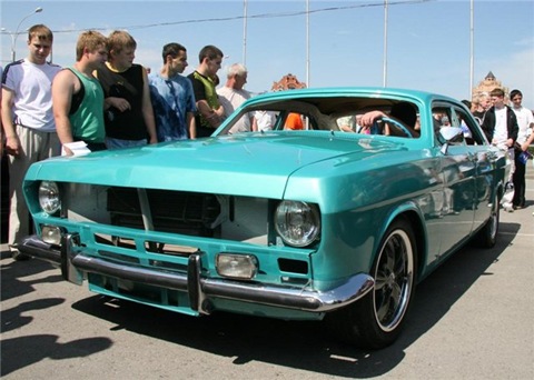 Внучка Перемоги. Шикарний CustomCarProject Gaz24 1