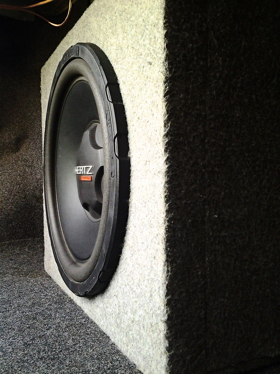 hertz es300d 3