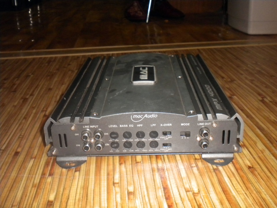 поставив підсилювач Mac Audio MPX 4000 5
