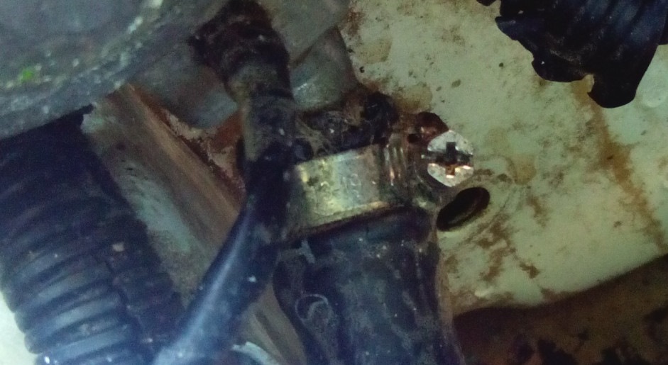 Заміна шлангу газу 2