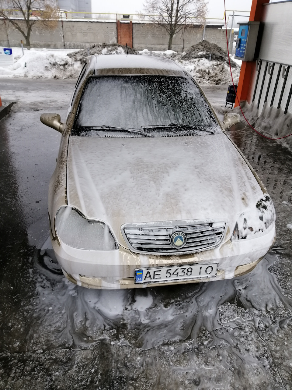 Заміна дверної ручки та миття авто 3