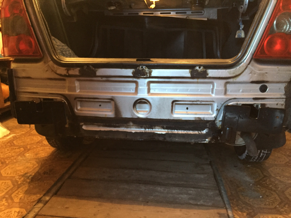 Допомога .З встановлення заднього бампера . 2