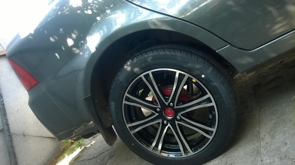 Прикладка дисків від geely mk cross r 16 3