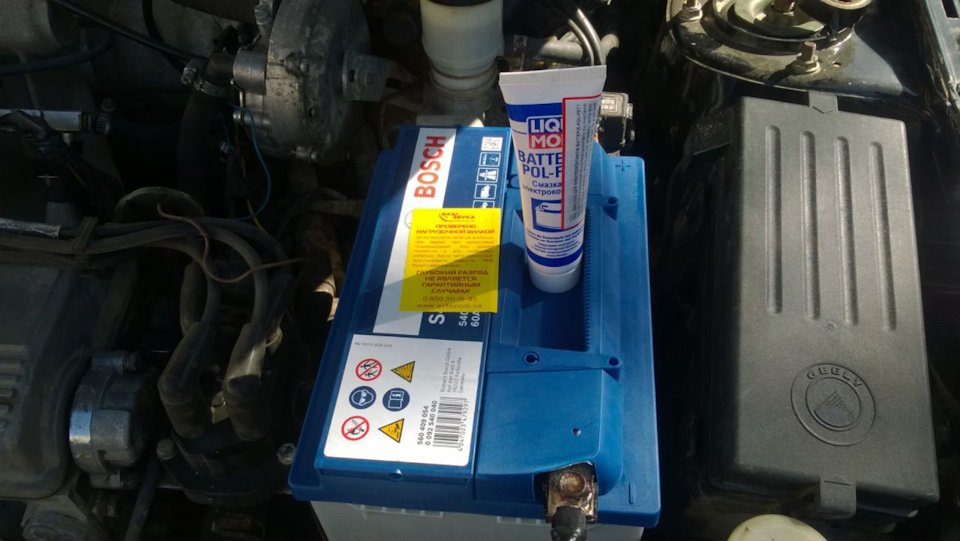 Заміна акумулятора BOSCH 6CT-60 S4 Silver 1