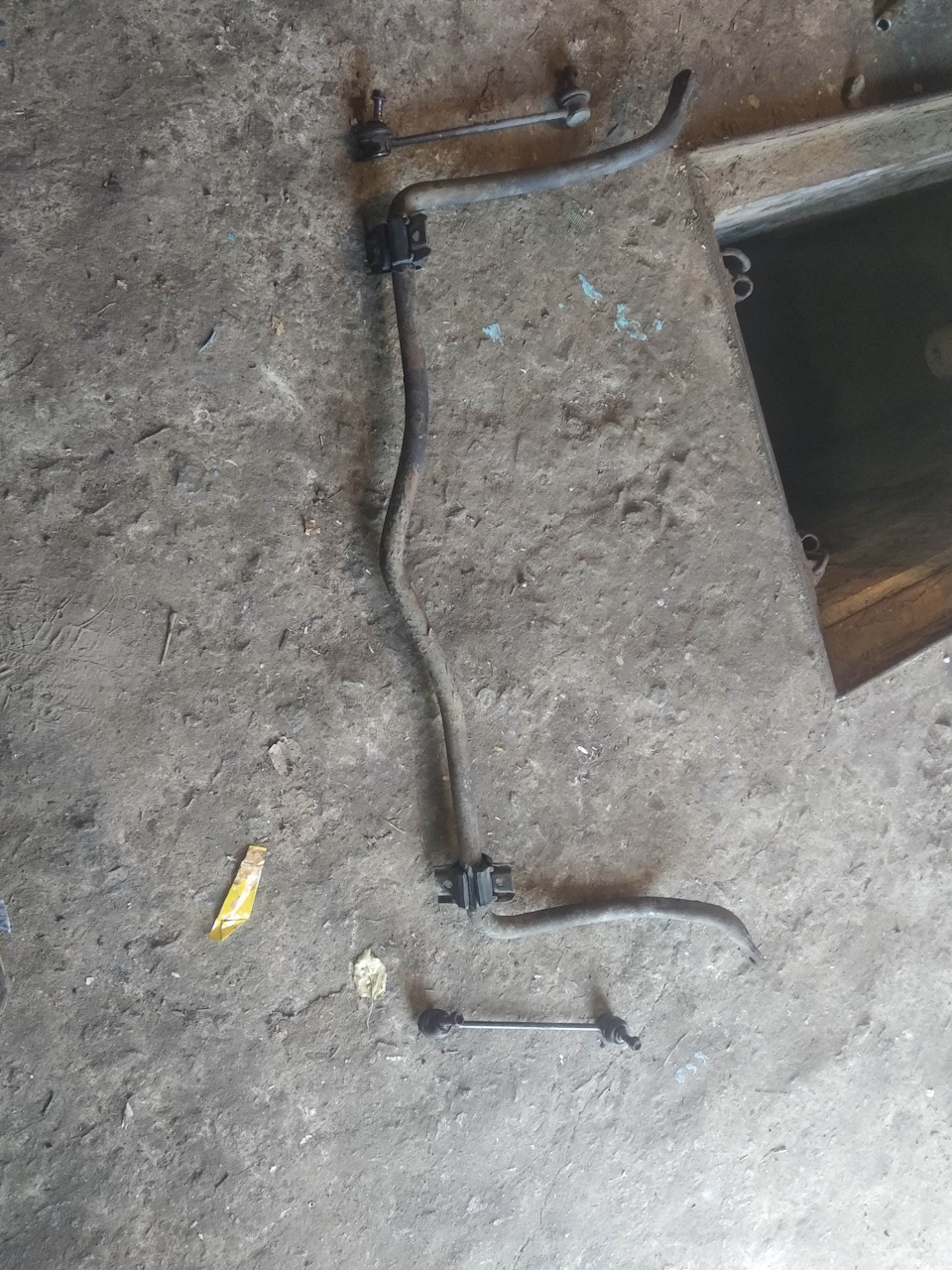 Вилучив стабілізатор 3