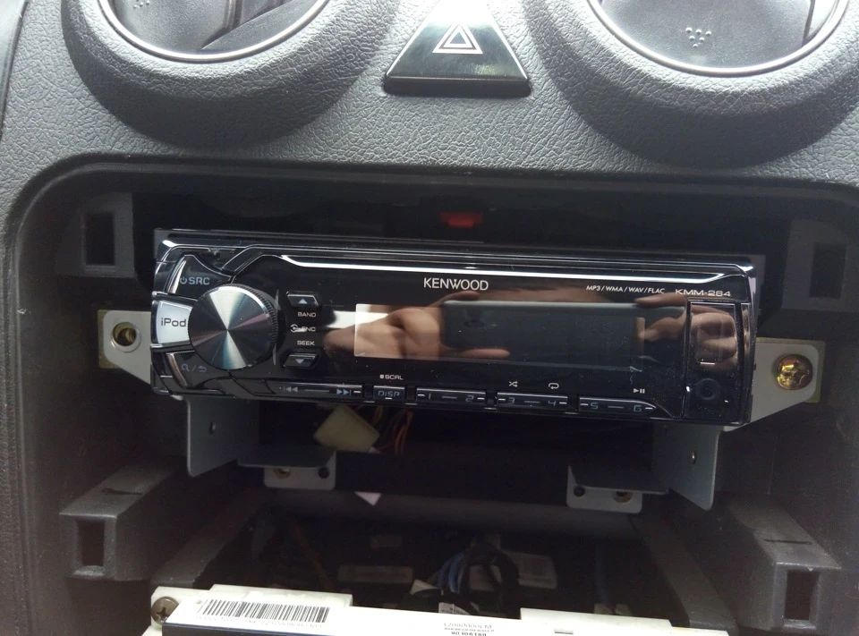 Заміна рідного мафуна на індонезійський KENWOOD =)