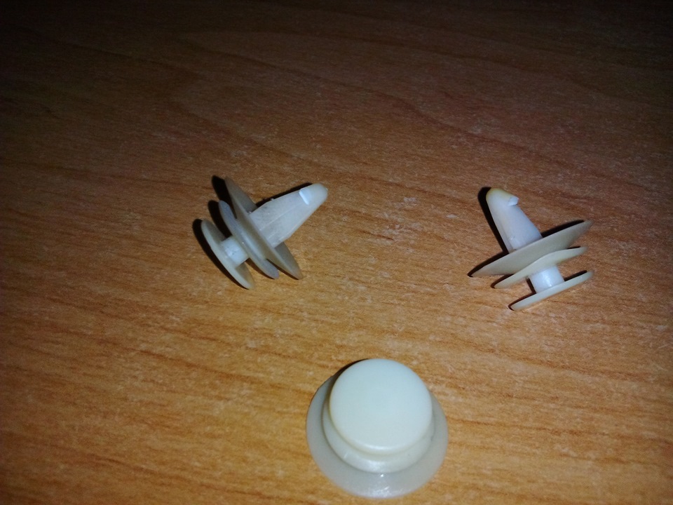 Кліпса HELP 1