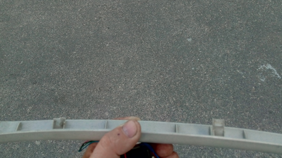 Накладки передніх стійок. 1