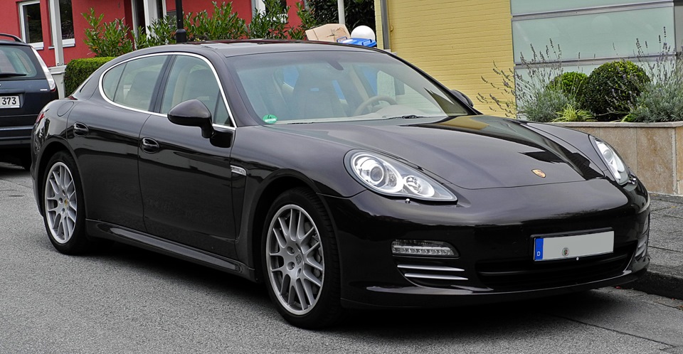 №4 Porsche Panamera. Дякую, що живий. 1