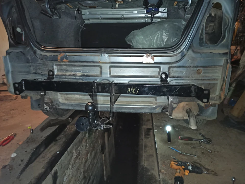 Встановив фаркоп на Geely ck 2005
