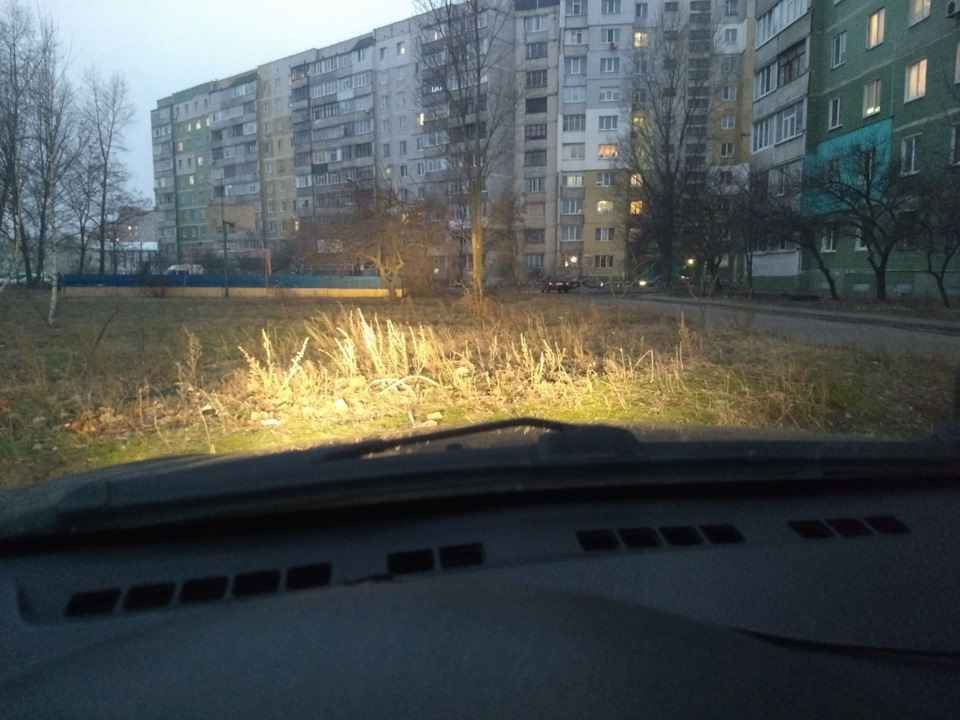 ... Моргнув далеким на 590 грн 4