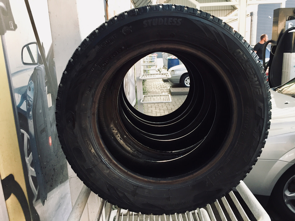 Зимова гума Toyo Tires Observe 4