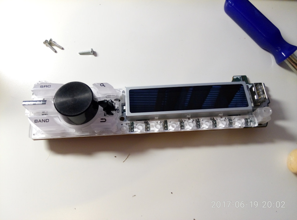 Пересвіт автомагнітоли Pioneer MVH-150UBG 4