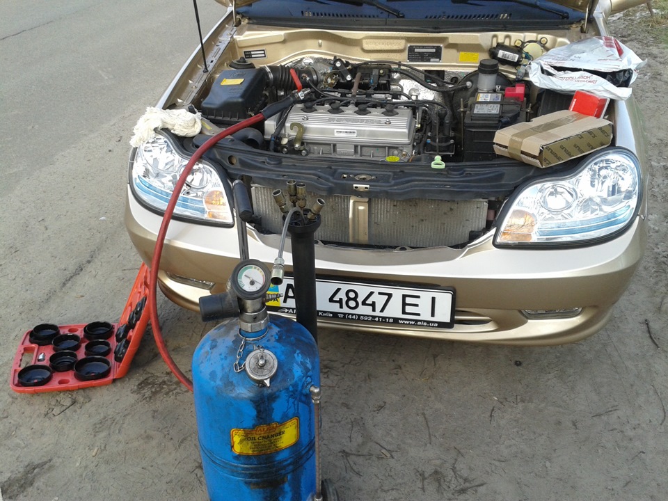 Замінено заводське масло на Castrol 10W-40 1