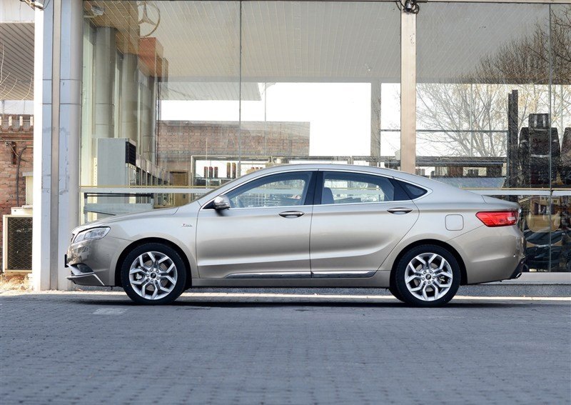 Зустрічаємо новий флагман від компанії Geely 3
