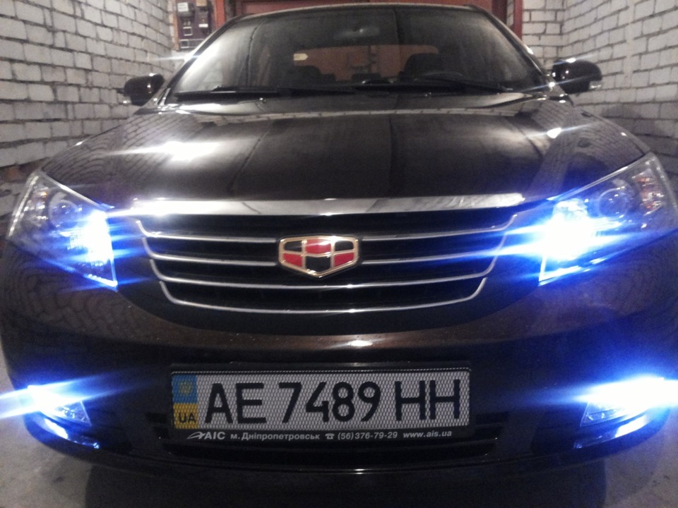 змінив освітлення в салоні 2