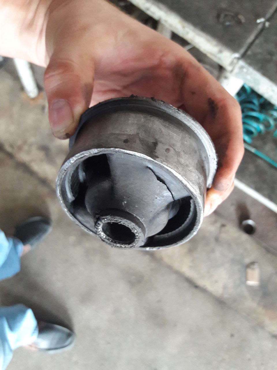 Великий сайлентблок важеля 1