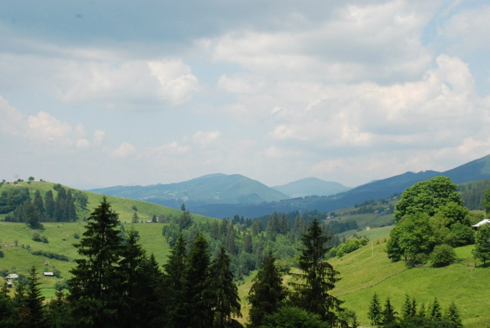 Західна Україна ~2600км 2