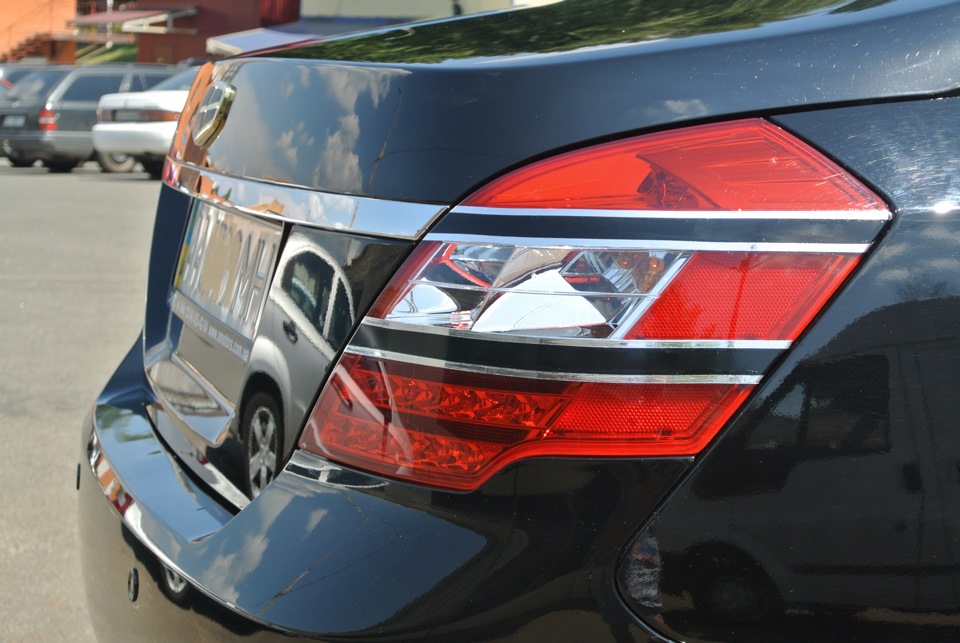 Тепер як Mersedes W221 5