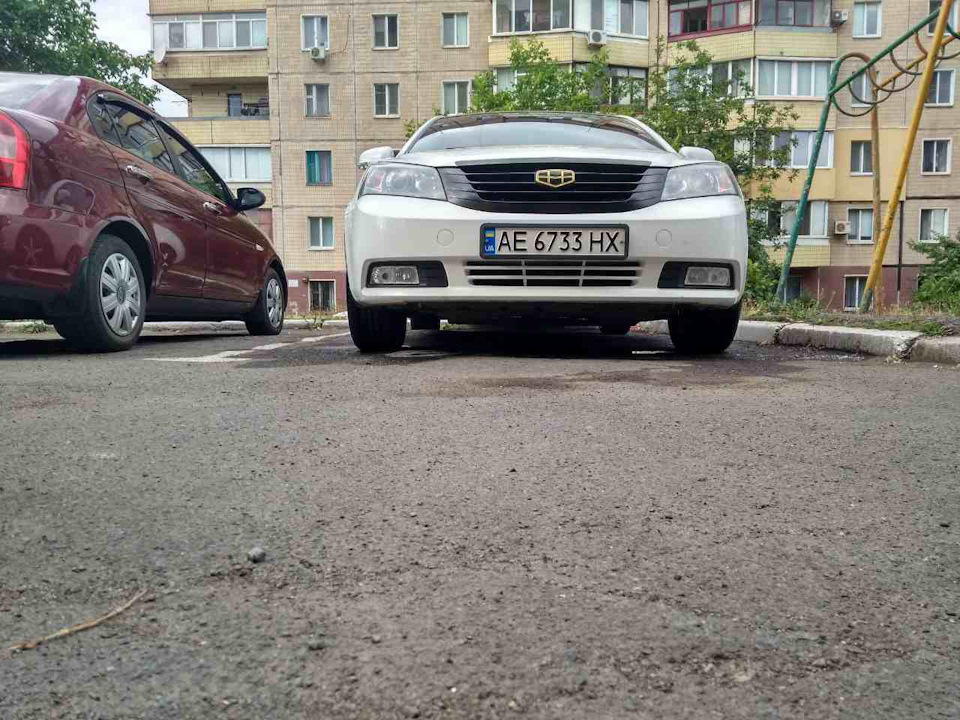 Нова Гума 215/55/ZR16 та Диски Emgrand EC7 4