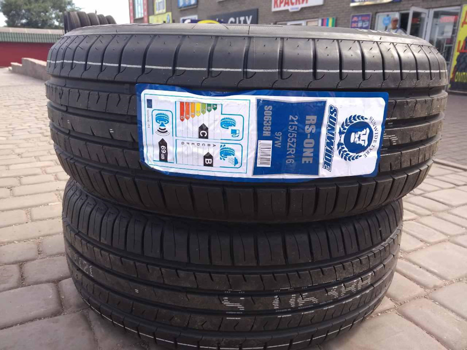 Нова Гума 215/55/ZR16 та Диски Emgrand EC7 2