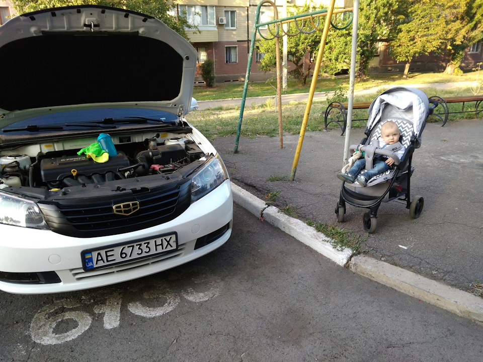 Вихідний Emgrand EC7 1