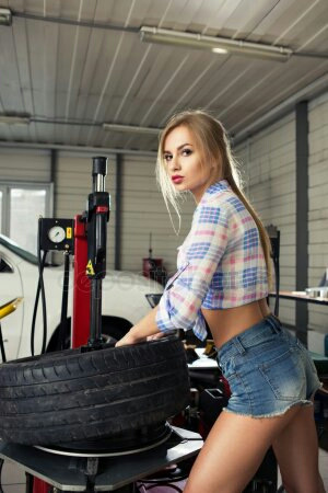 Летняя BRIDGESTONE MY-02 Sporty Style 205/65R15 1