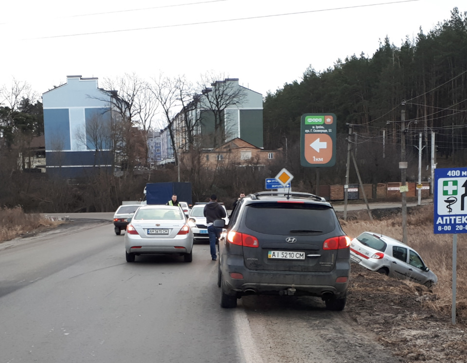 ДТП з Рено Кліо AI5693MO (AT6850CA) м. Ірпінь 1