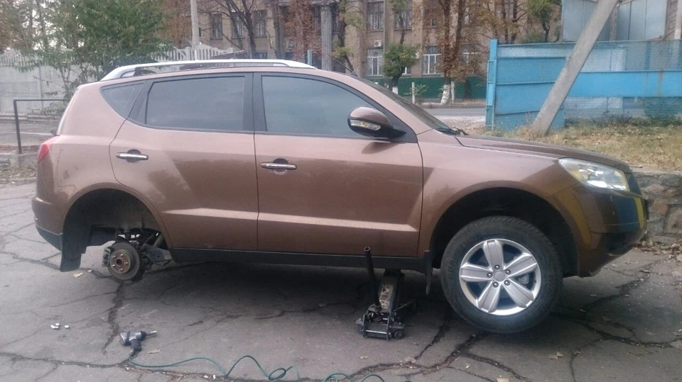 Переобул чудо на зиму)