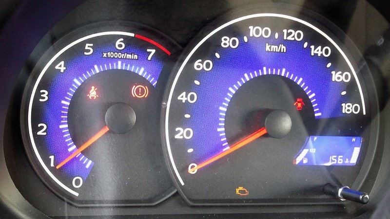 Про CHECK ENGINE і прямі руки інженерів сервісу. 1