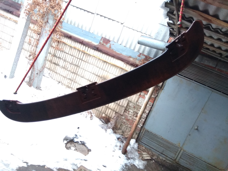 Полізла фарба на спойлері 4
