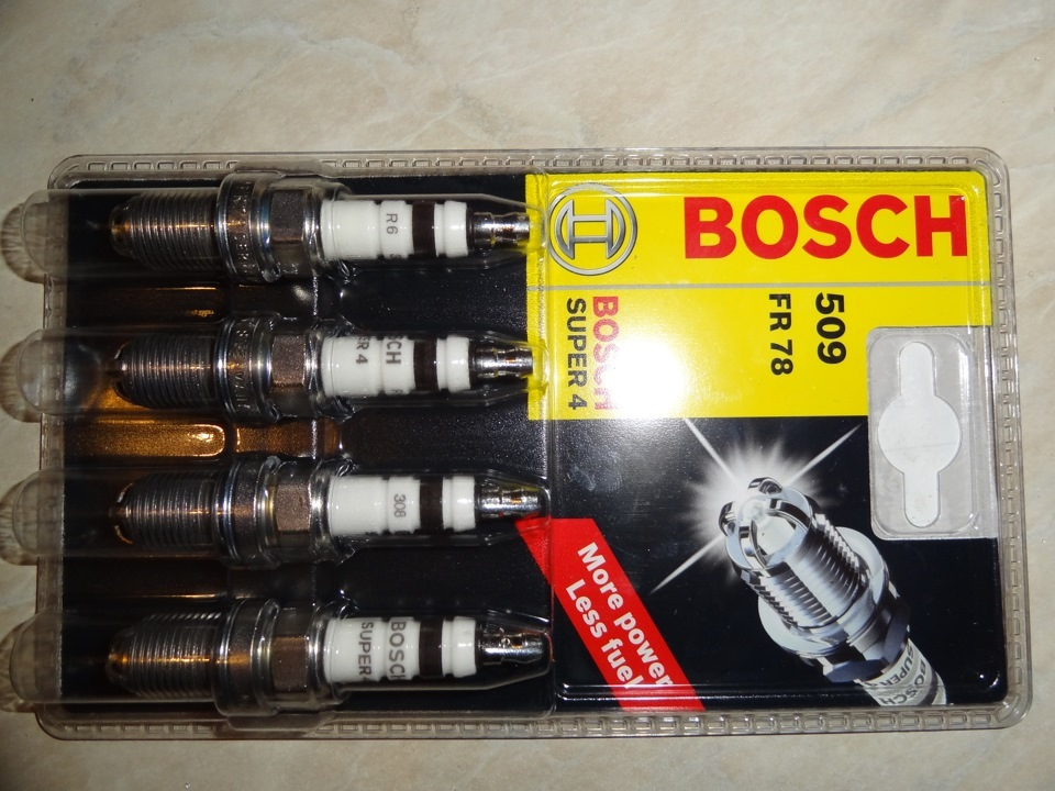 Свічки запалювання BOSCH Super-4 FR 78 (0 242 232 801) 1