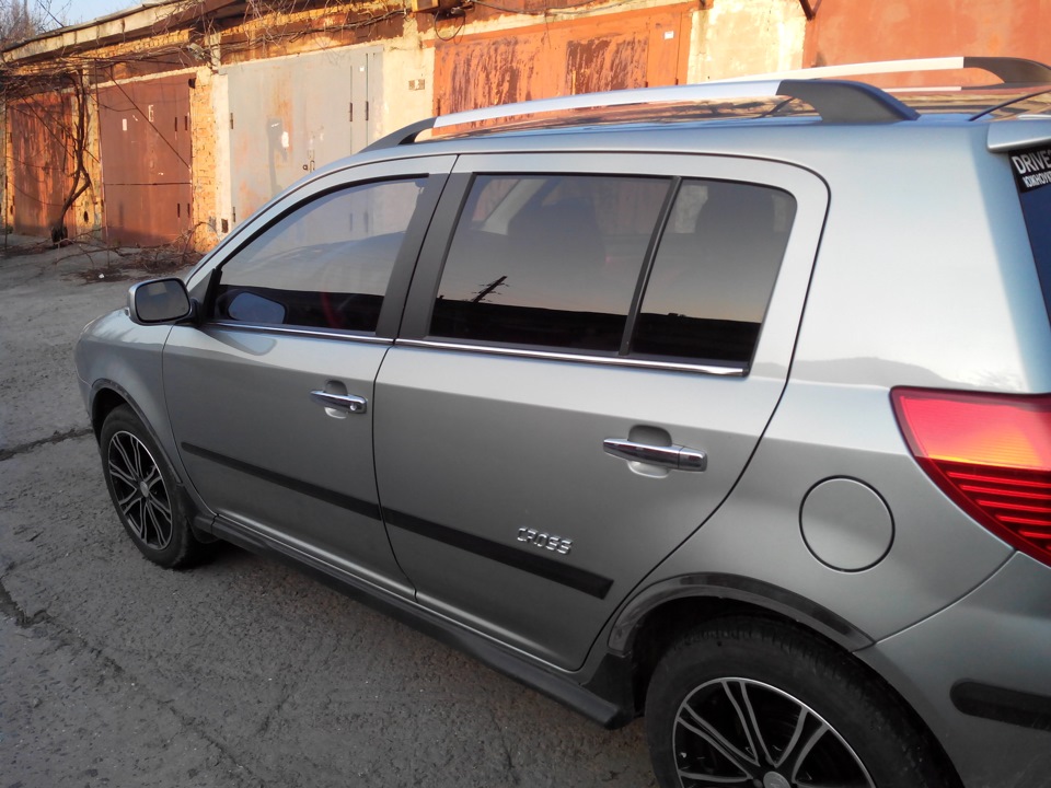 Рік експлуатації автомобіля. 1
