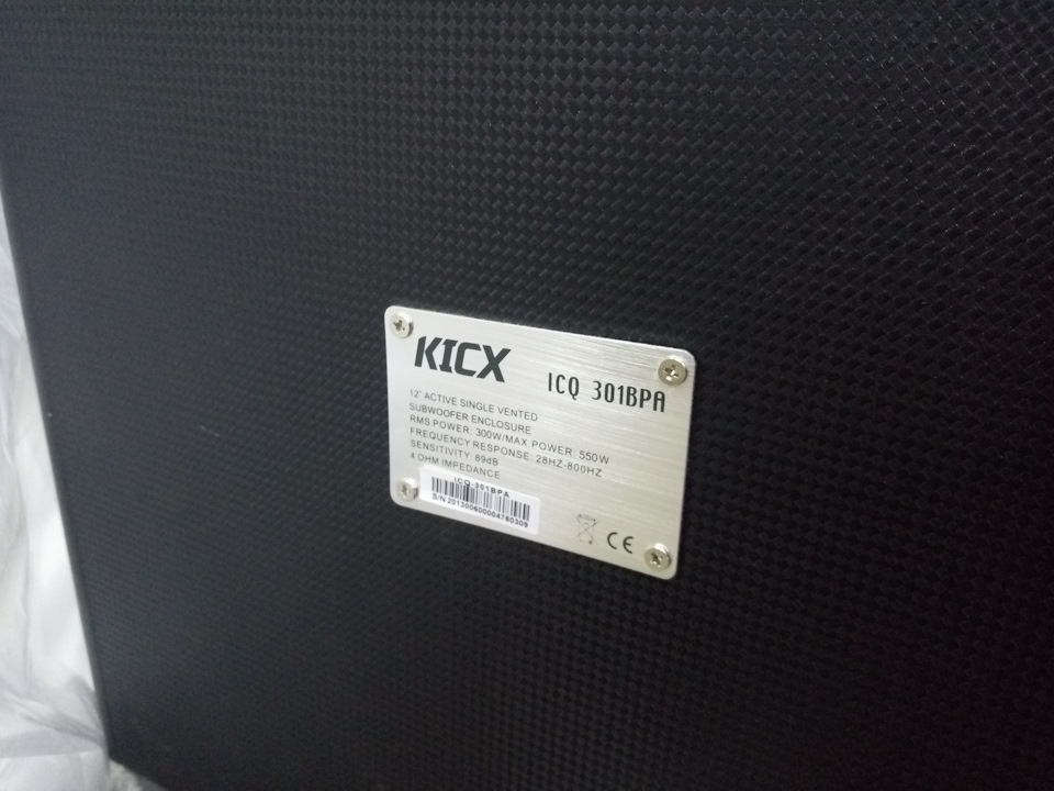 Сабвуфер KICX ICQ 301BPA на MK Cross 4