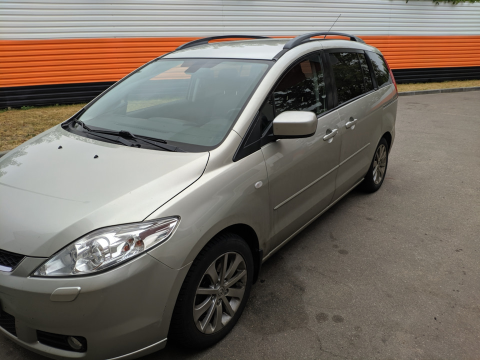 Mazda 5 1