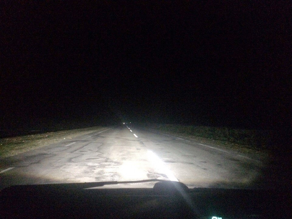 Фото світла на трасі (вночі) 2