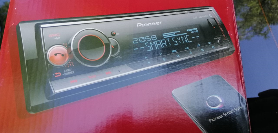 Pioneer MVH-S520Bt пришло твое время))) 3
